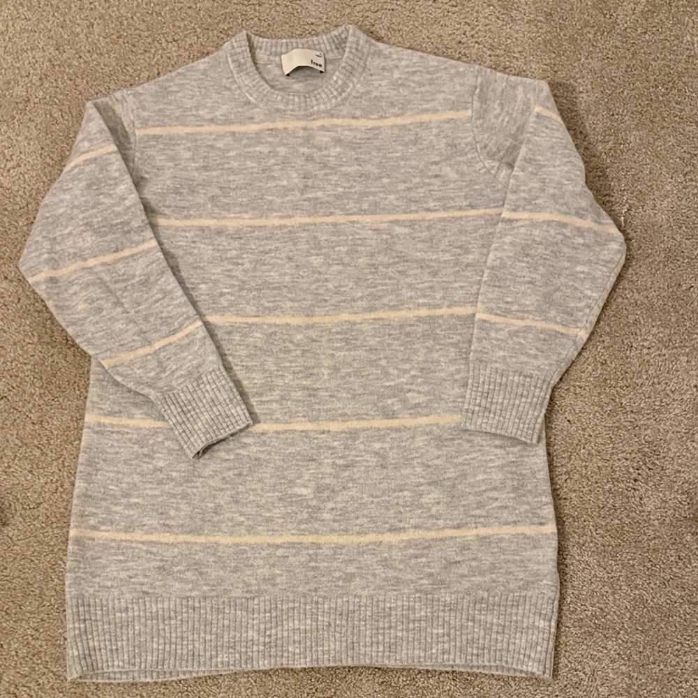 Aritzia Wilfred Free Sweater Dress